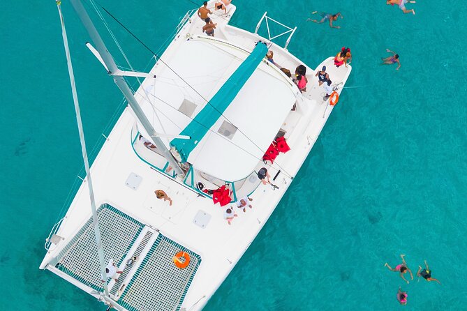 2.5hr Private Catamaran Cruise with Snorkeling, Bar, Food - Key things to know