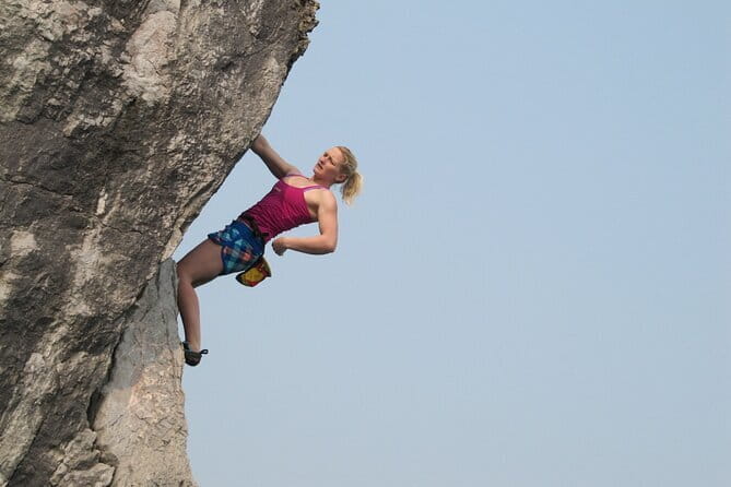 2 Days 1 Night The Catba Catamaran Paradise Cave Tour - Is $99 a good value?