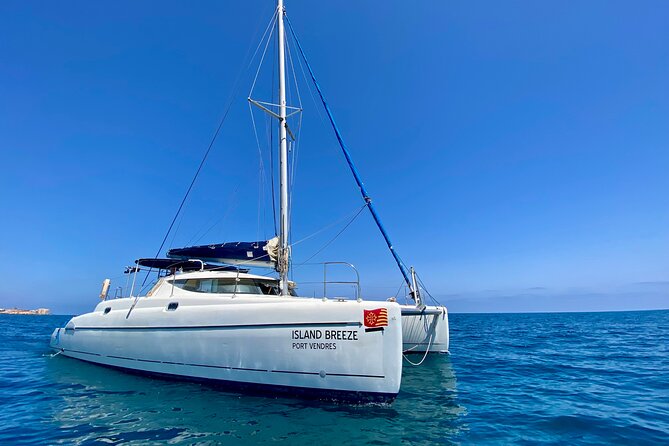 2 hour Catamaran Boat Tour - Families, children, and comfort on board