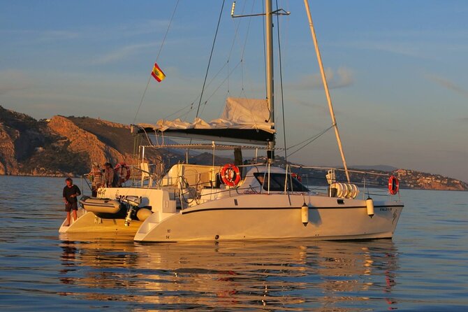 2-Hour Catamaran Tour along the Costa Tropical and Malaga Coast - Key points to know before booking
