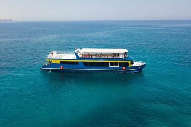 2 Hours Catamaran and Submarine with Snorkeling in Hurghada - What the $9.88 price really includes