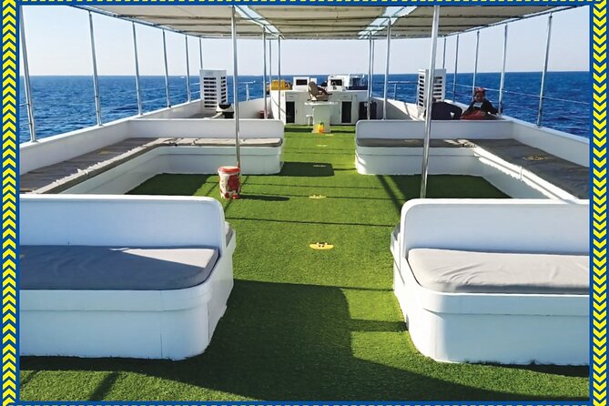 2 Hours Catamaran and Submarine with Snorkeling in Hurghada - Practical concerns about safety and sales