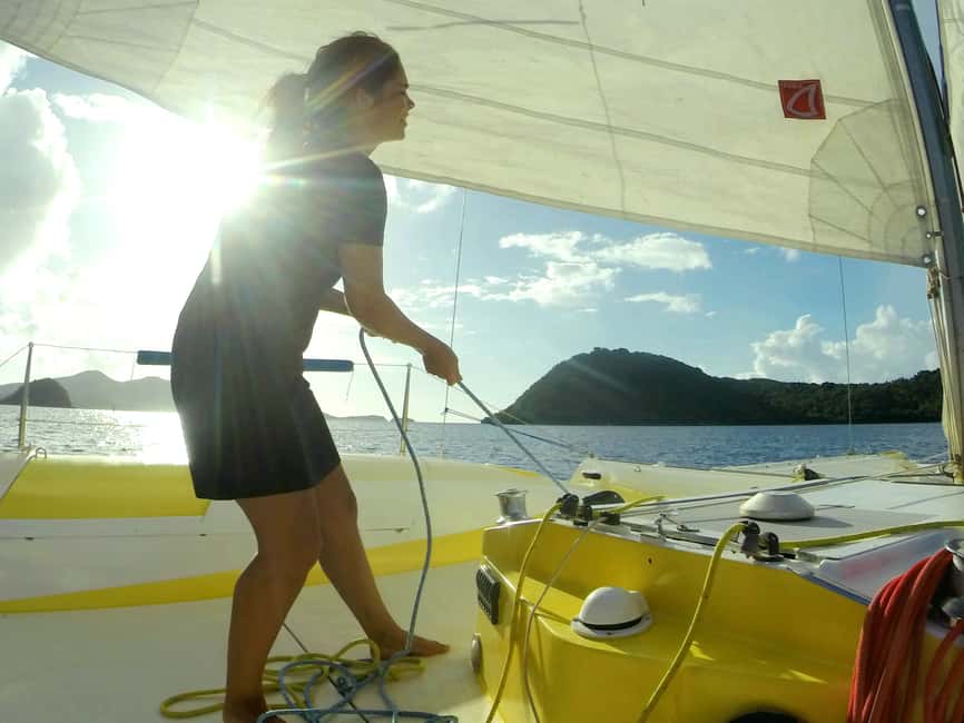 2h Sailing catamaran in La Baie des Saintes - Should you book Saga?