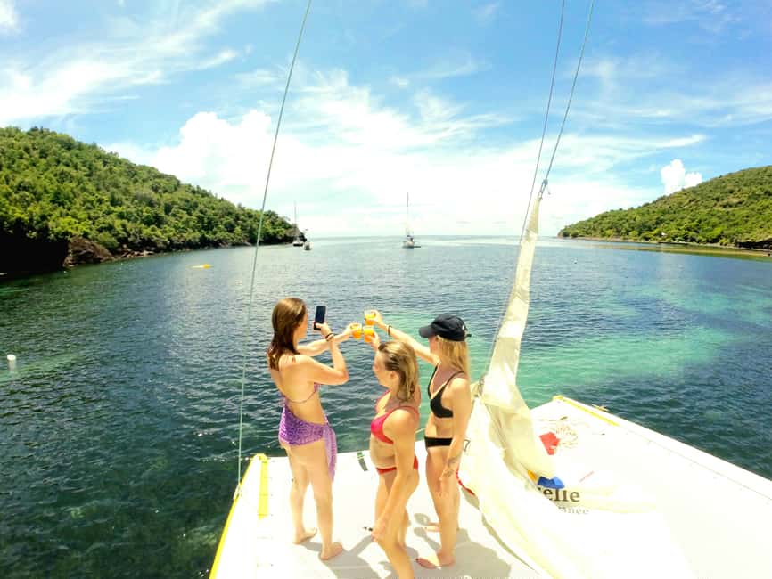 2h Sailing catamaran in La Baie des Saintes - Practical details before you reserve