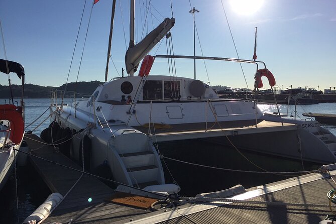 2H Tour on a Private Sailing Catamaran "Scarlett" up to 16 people - Why the private format can be worth the price