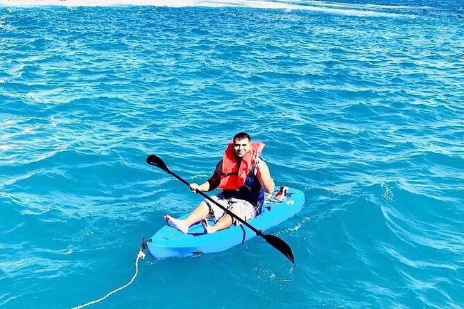 3 hour Snorkeling and Catamaran in Cabo San Lucas - What the crew does well, and where service can slip