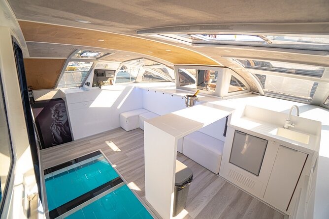 3 hrs. Whale Watching and Relaxing Chill Out Catamaran with glass floor - Whale and dolphin watching without a rigid schedule