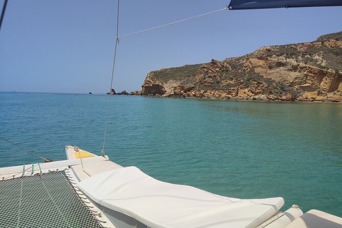 4 Hours Catamaran Tour to the Scala dei Turchi - Swimming, SUP, and the practical rhythm aboard