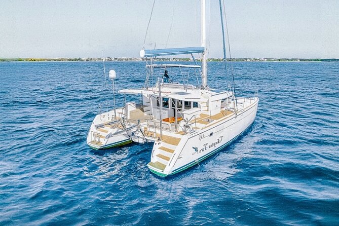 4 Hours Exclusive 45' Lagoon Catamaran Experience - A choice between quiet water and a boat-party mood