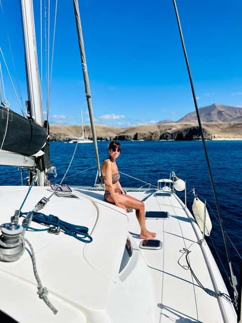 4h Shared Catamaran sailing to Papagayo Beaches (12pers max) - Papagayo, seen from offshore