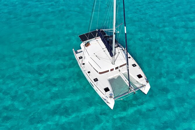 7hrs 42ft Luxury Catamaran Private Charter Cancun to Isla Mujeres - El Farito snorkeling for about 45 minutes