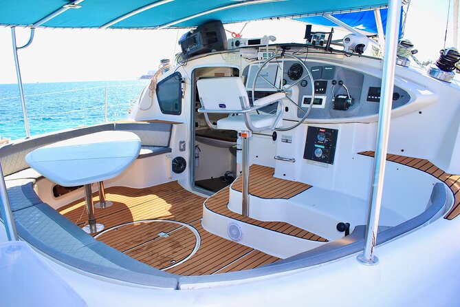 7hrs / 46ft Catamaran Private Charter From Cancun to Isla Mujeres - Free time on Isla Mujeres