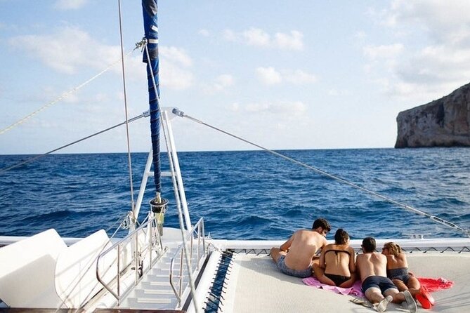 A day at Sea aboard Mundo Marino Catamaran in Valencia - Crew, Communication, and Comfort