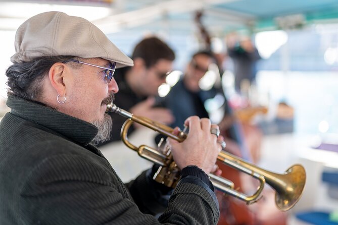Afterwork on Catamaran with Live Music from Port Olimpic - Cocktails, Drinks, and the Real Cost