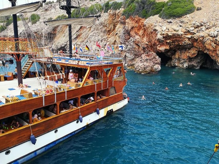 Alanya: Catamaran Boat Tour with Snorkeling with Lunch - Lunch with a view of the Turkish Riviera