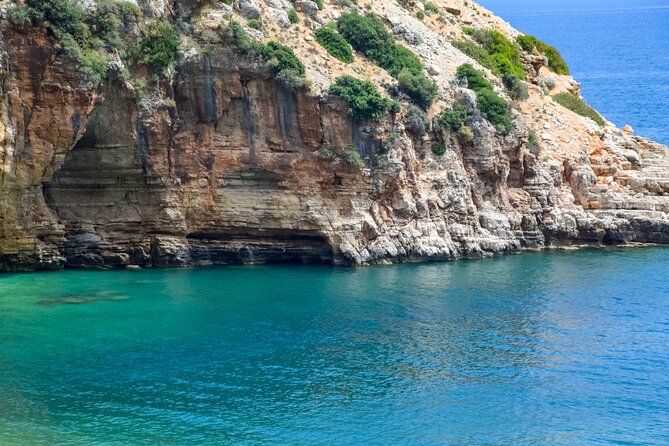 Alanya Catamaran Boat Trip incl. Lunch and drinks - Six hours on Alanya’s Mediterranean coast