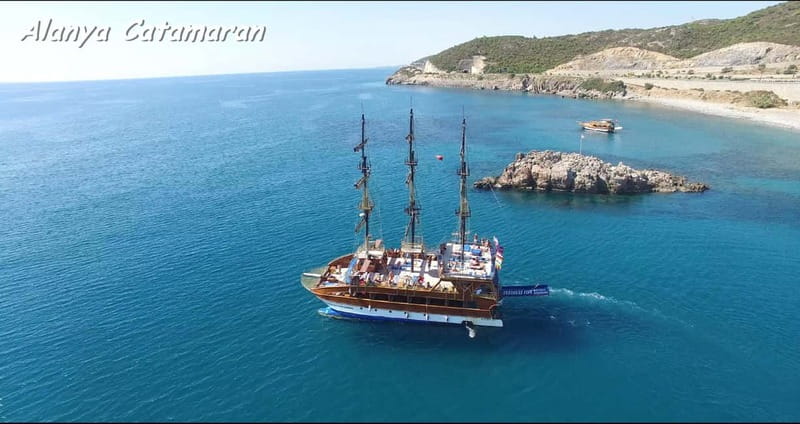 Alanya: Catamaran Boat Trip with Swimming Stops incl Lunch - Who will enjoy this catamaran day