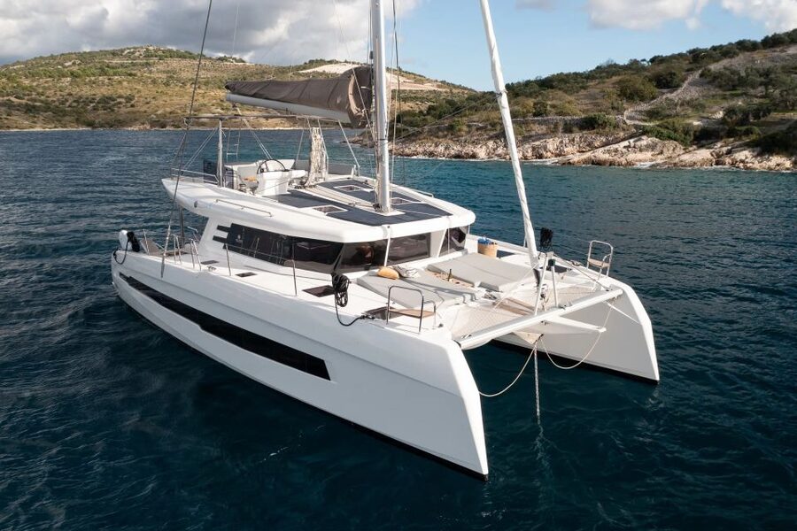 Albufeira: Algarve Private Sunset Catamaran Charter - Food, wine, and the onboard table