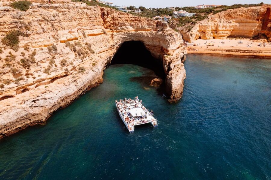 Albufeira: Caves and Coastline Catamaran Cruise to Benagil - São Rafael, Coelha, and Galé