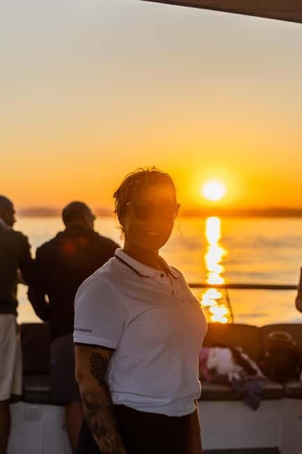 Algarve: Catamaran Sunset Tour with DJ or Live Guitarist - Key points at a glance