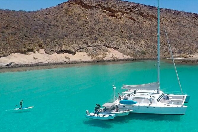 All-Inclusive catamaran Espiritu Santo Island Tour from Los Cabos - Lunch and the all-inclusive value