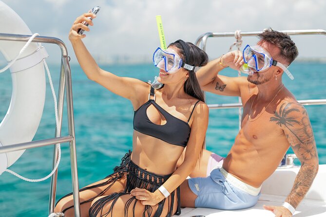 All Inclusive Isla Mujeres Catamaran - The sunset ride back to Cancun