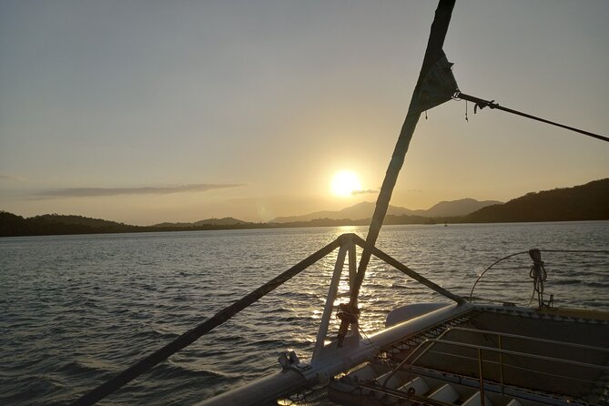 All Inclusive Sunset Panama Bay Catamaran Tour From Panama City - What you actually get at the open bar