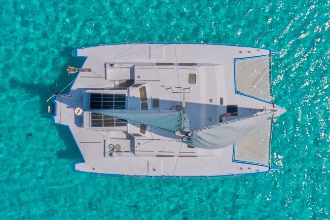 Amazing Catamaran to Isla Mujeres for the best price - Snorkeling soon after leaving Cancun