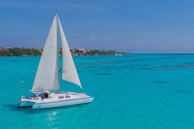 Amazing Catamaran to Isla Mujeres for the best price - Beach club time on Isla Mujeres
