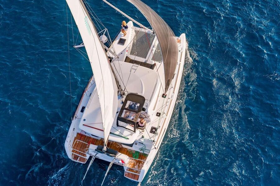 Archipelago di La Maddalena: Catamaran Tour Full day-Lunch - A full day on Jalima, not a quick island hop