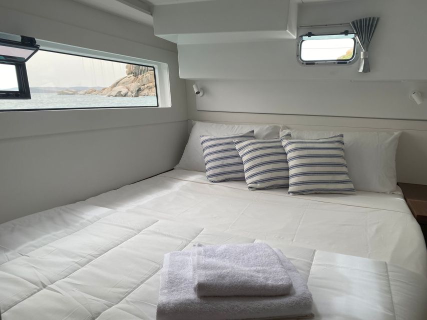 Archipelago di La Maddalena: Catamaran Tour Full day-Lunch - Forty minutes of sailing toward Spargi