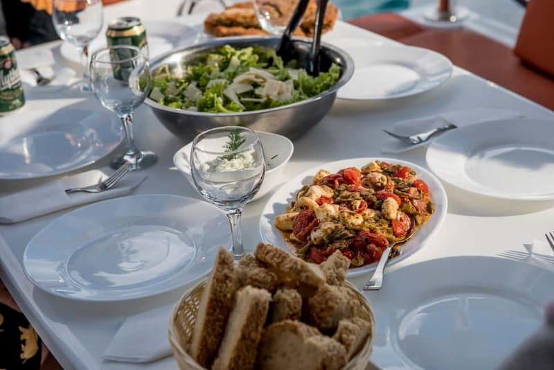 Athens: Half-Day Morning Catamaran Cruise with Meal & Drinks - Should you book the Athens catamaran cruise?