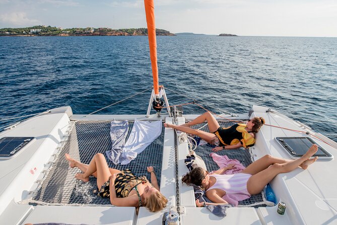 Athens Private Full day Catamaran cruise with meal & drinks - Meeting at Alimos Marina at 10 a.m.