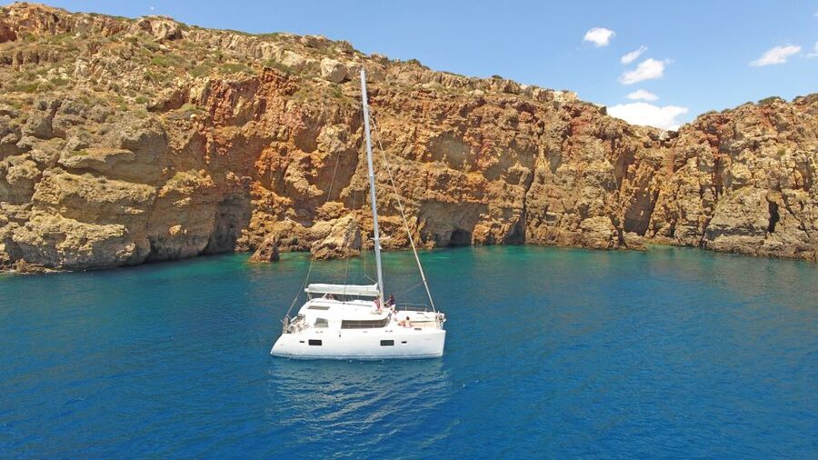 Athens Riviera: Half-Day Private Catamaran Cruise - From central Athens to Alimos Marina