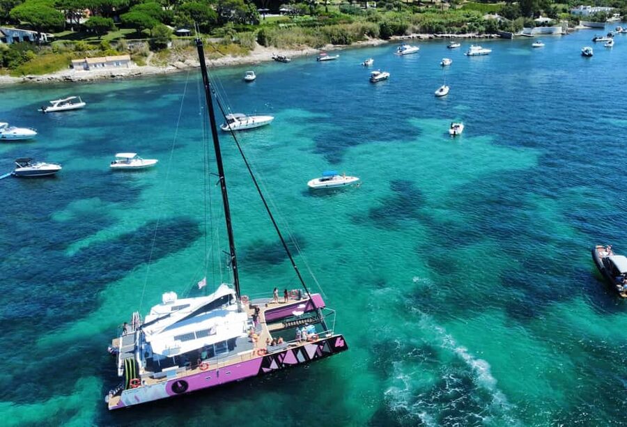 Baden: Gulf of Morbihan Exploration by Catamaran - Three hours on the water, without a rushed schedule