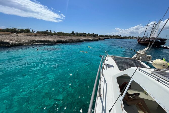 Banana Adventure Catamaran Shipwreck Snorkel and Turtle Swim - A simple lunch and an open bar