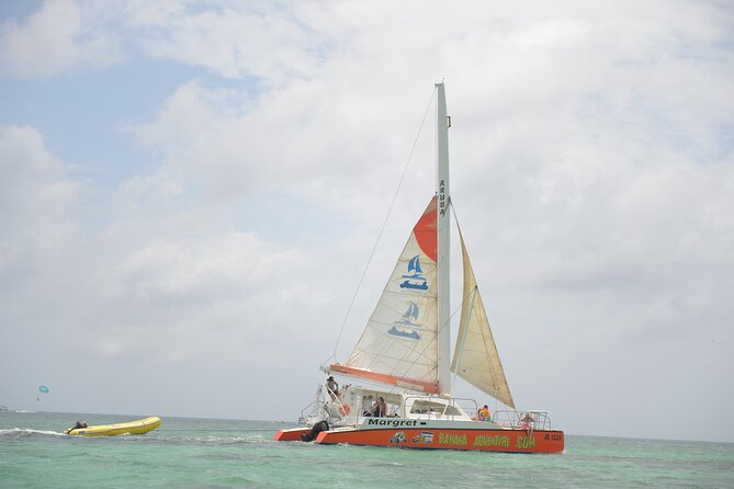 Banana Adventure Catamaran Shipwreck Snorkel and Turtle Swim - Tres Trapi and the search for sea turtles