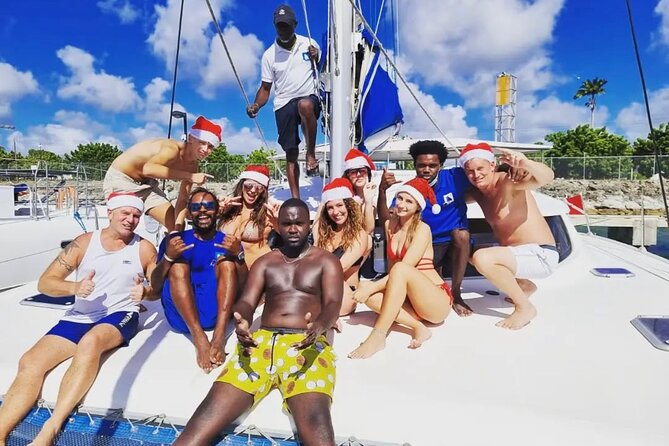 Barbados Catamaran Snorkeling Turtle and Shipwrecks tour - Carlisle Bay and the 50-minute turtle swim