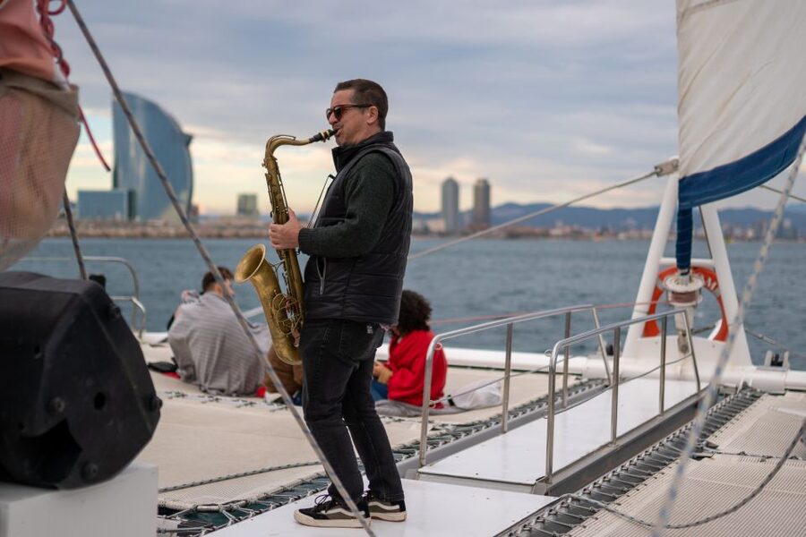 Barcelona: Catamaran Cruise with optional Live Jazz Music - Small practical choices that improve the ride