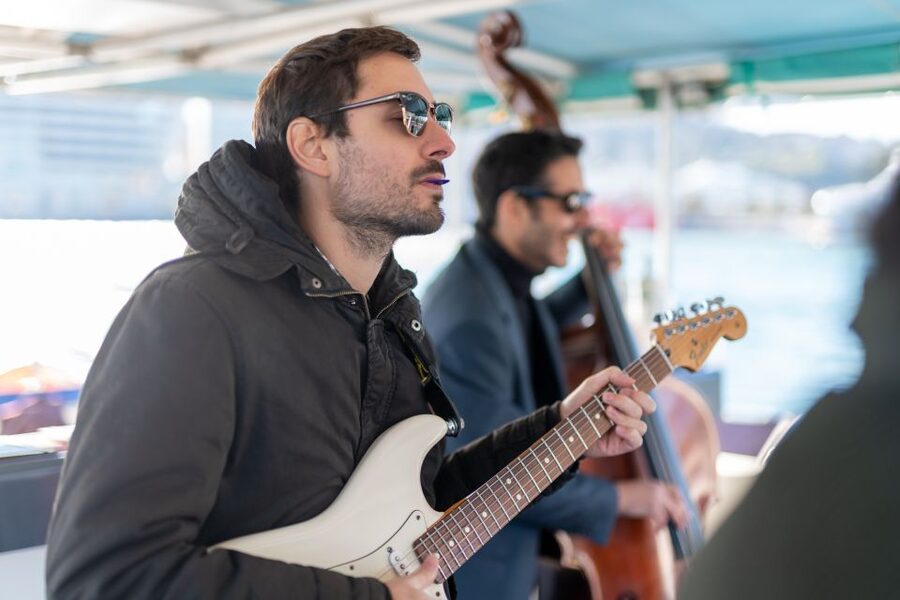 Barcelona: Catamaran Cruise with optional Live Jazz Music - Timing your cruise for the best mood
