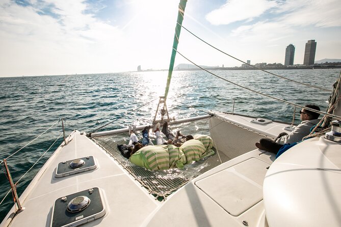 Barcelona: Premium Private Wine Tasting & Tapas in a Catamaran - Why the private format matters