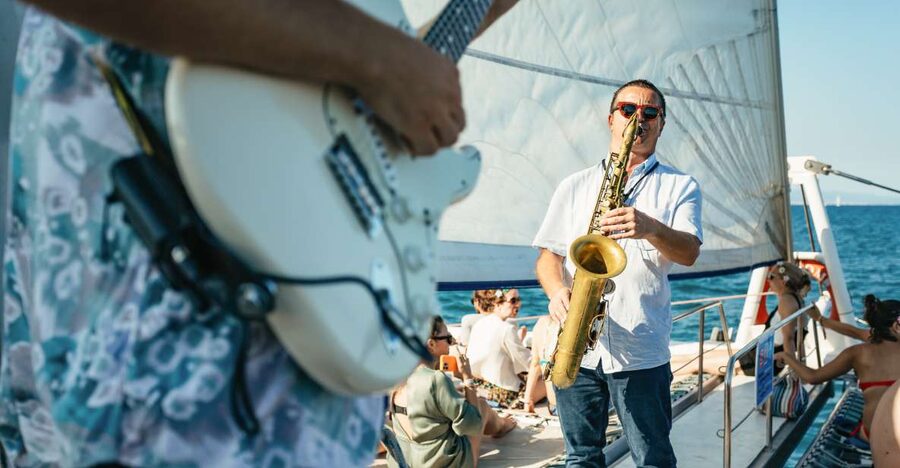 Barcelona: Sunset Catamaran Cruise with Live Music - Key points at a glance