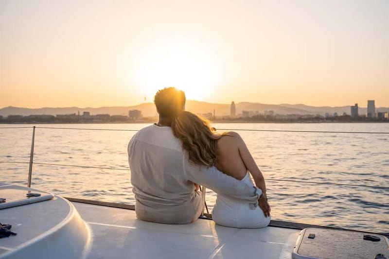Barcelona: Sunset Catamaran Cruise with Wine and Tapa - The drink and tapa: a light taste of the Mediterranean
