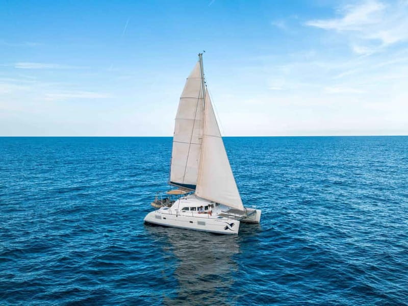 Barcelona: Sunset Catamaran Cruise with Wine and Tapa - What to bring and how to plan