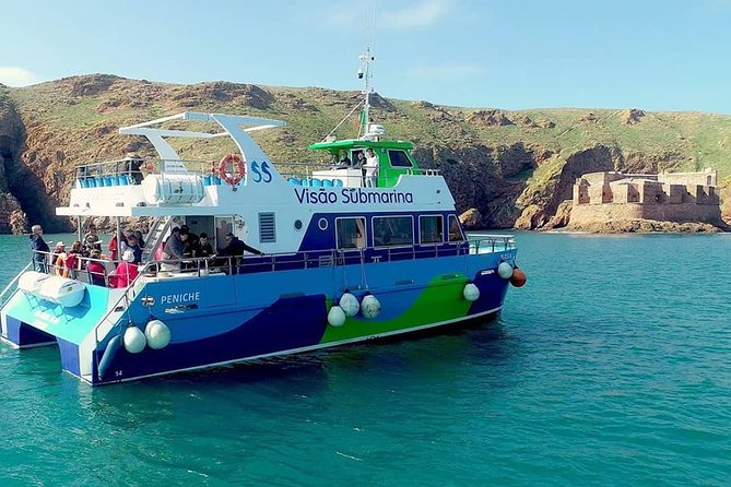 Berlengas Island Catamaran Tour - Round Trip - The boat ride from Peniche to a protected island