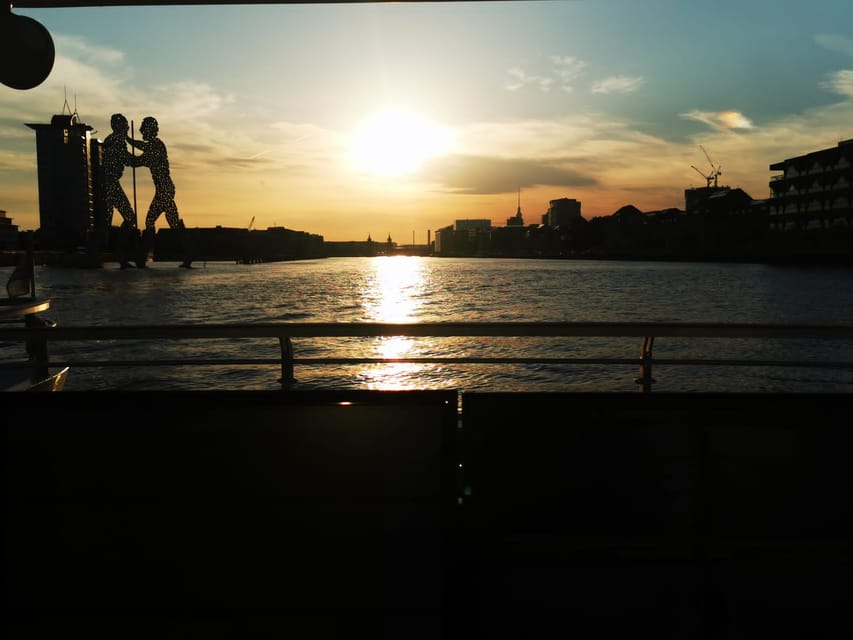 Berlin: Exclusive Boat Tour on a Solar-Powered Catamaran - Audio guides without a loudspeaker