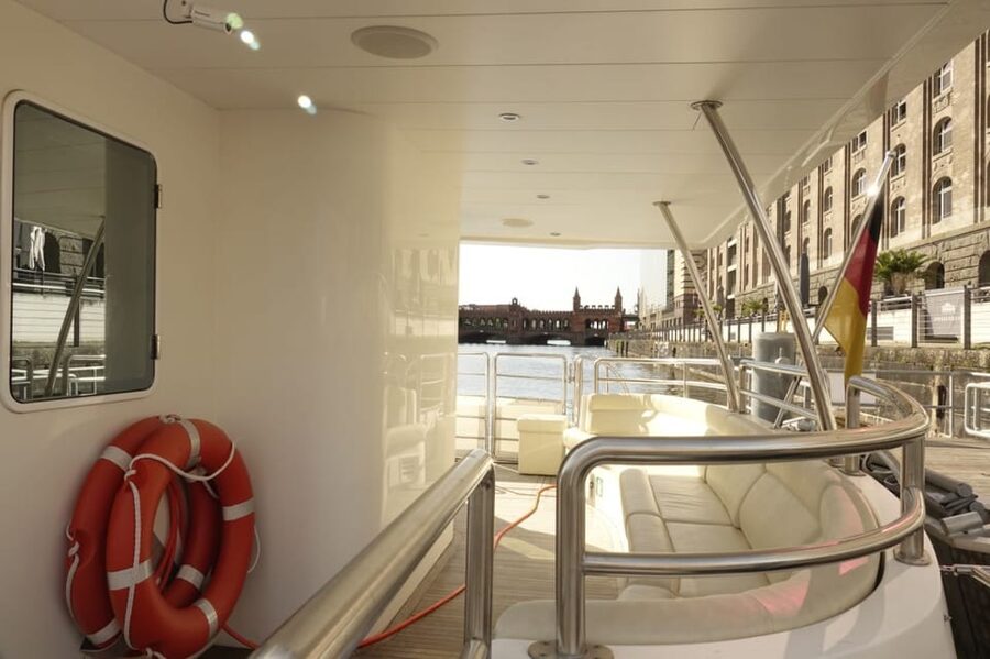 Berlin: Solar Powered Sunset Catamaran Cruise & Audio Guide - The government district and Reichstag views