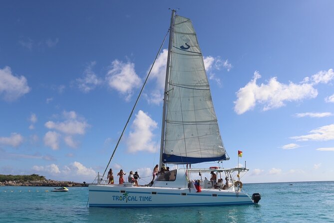 Best Sailing Catamaran, Beach and Snorkel - Cruise Ship Friendly - Six hours along St Maarten’s south coast