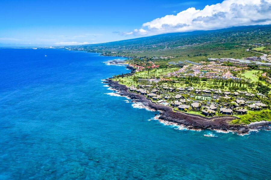 Big Island: Luxury Catamaran Trip along the Kona Coast - Who will get the most from this boat trip?