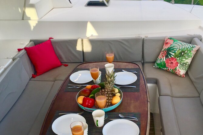 Bimini Charters - Private Luxury Catamaran 3-hr Sunset Sails - What the crew adds to the outing